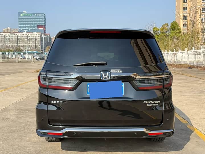Фото 8 - Honda Elysion