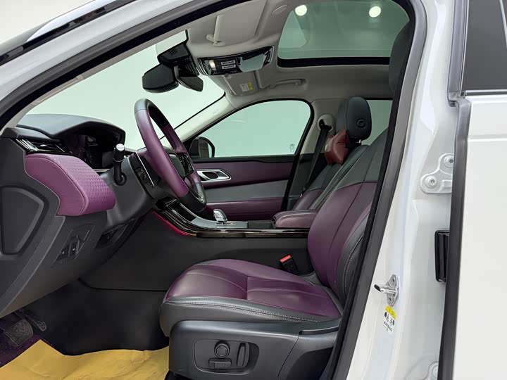 Фото 7 - Land Rover Range Rover Velar