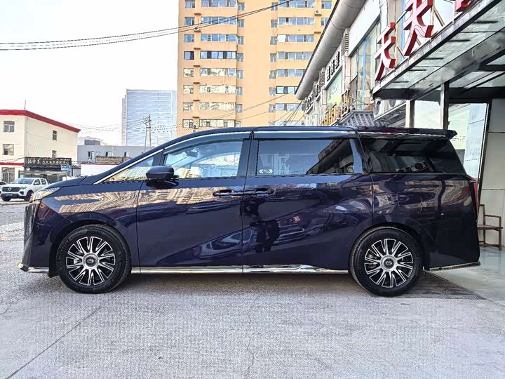 Фото 3 - GAC Trumpchi E9