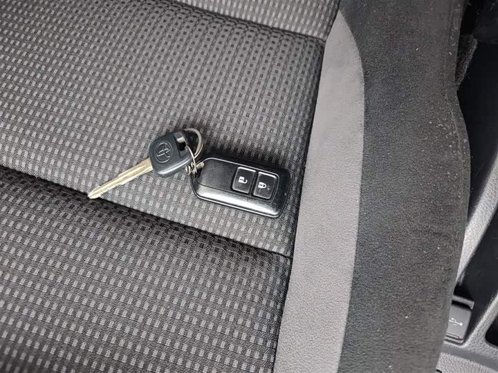 Фото 8 - Toyota Vios FS