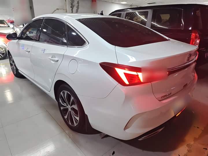 Фото 5 - Changan Eado Plus
