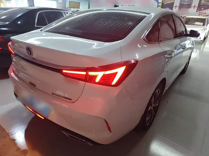 Фото 7 - Changan Eado Plus
