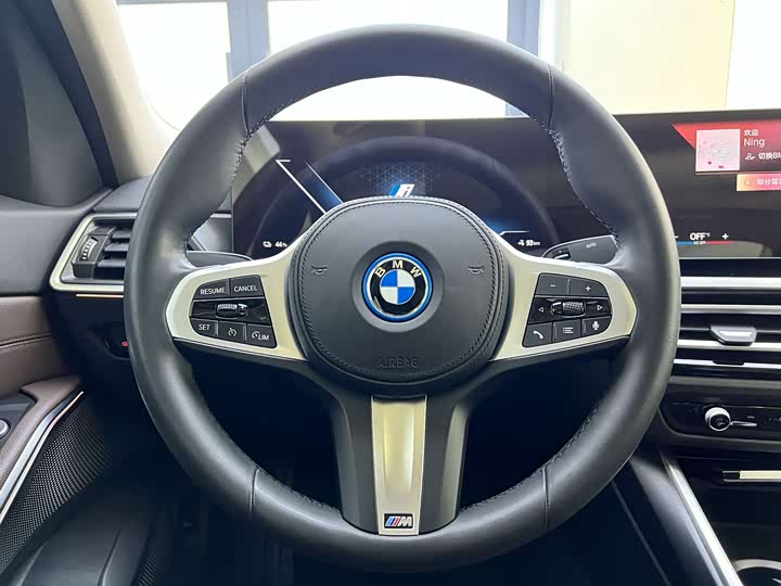 Фото 9 - BMW i3