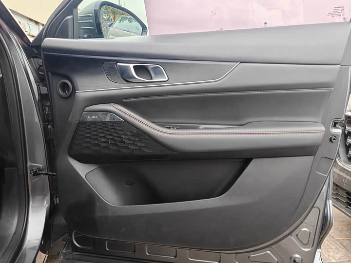 Фото 7 - Changan UNI-K