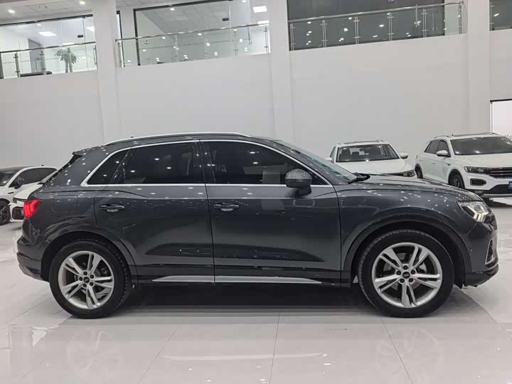 Фото 5 - Audi Q3