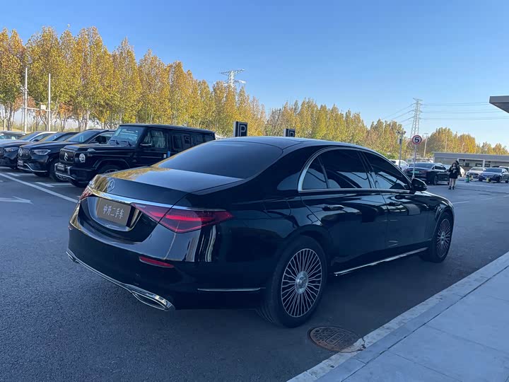 Фото 4 - Mercedes-Benz S-Class