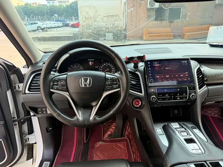 Фото 5 - Honda Avancier