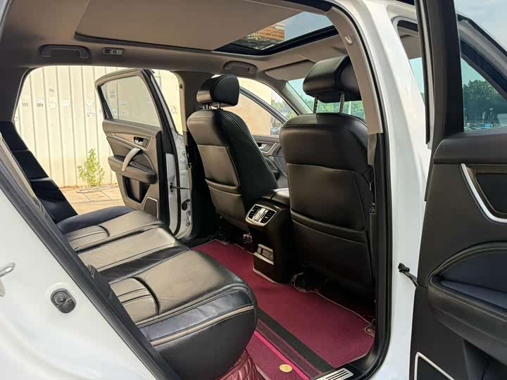 Фото 6 - Honda Avancier