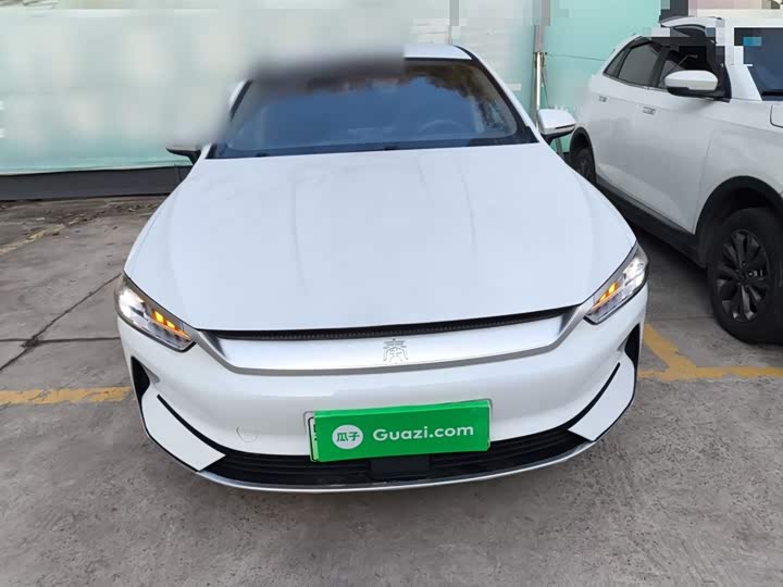 Фото 3 - BYD Qin Plus