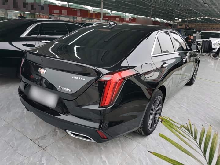Фото 7 - Cadillac CT4
