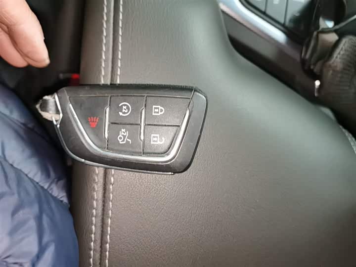 Фото 9 - Cadillac CT4