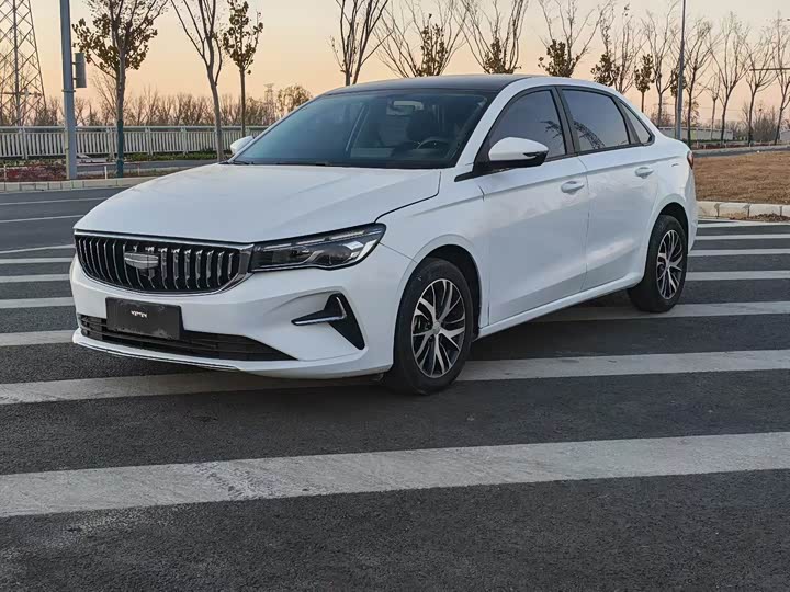 Фото 1 - Geely Emgrand