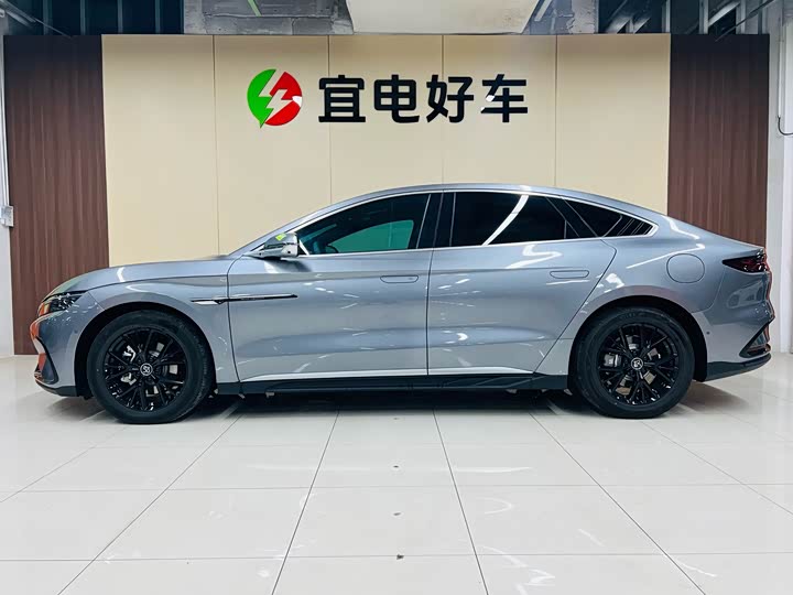 Фото 5 - BYD Han