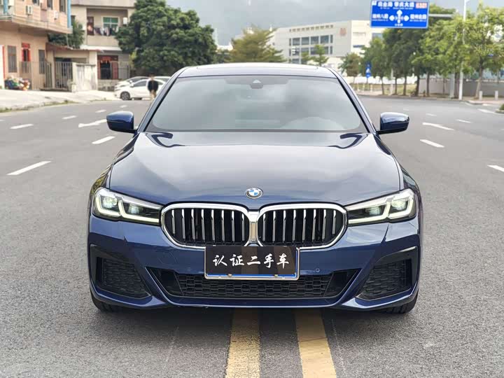 Фото 2 - BMW 5 Series
