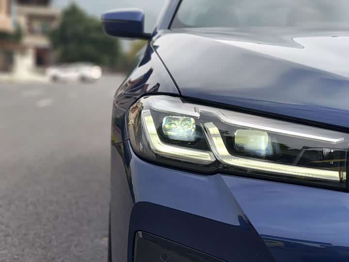 Фото 6 - BMW 5 Series