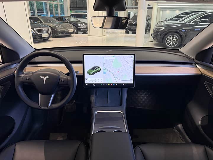 Фото 5 - Tesla Model Y