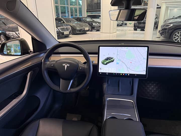 Фото 6 - Tesla Model Y