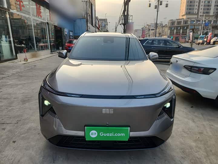 Фото 3 - Geely Galaxy L7