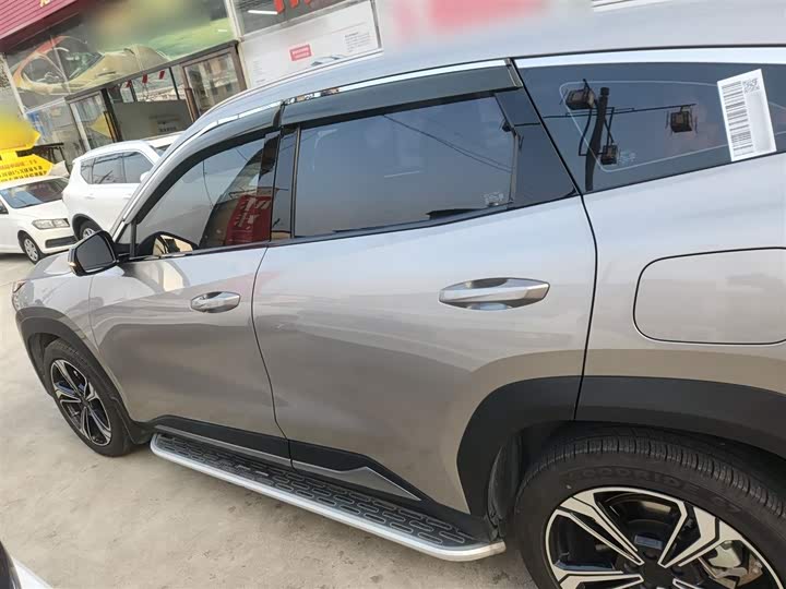 Фото 5 - Geely Galaxy L7