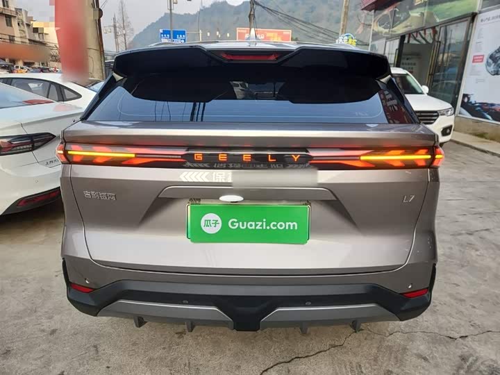 Фото 6 - Geely Galaxy L7