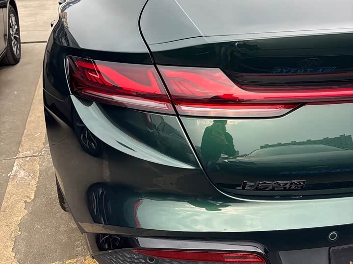 Фото 7 - MG Motor 7