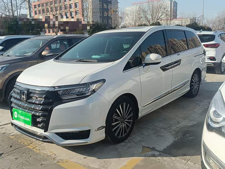 Фото 1 - Honda Elysion