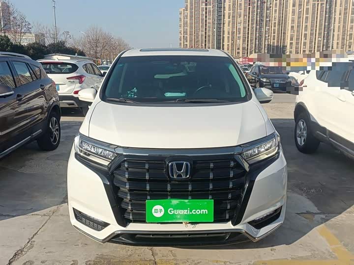 Фото 3 - Honda Elysion