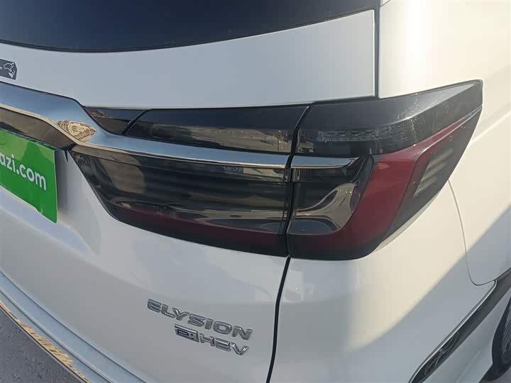 Фото 8 - Honda Elysion