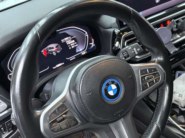 Фото 5 - BMW iX3