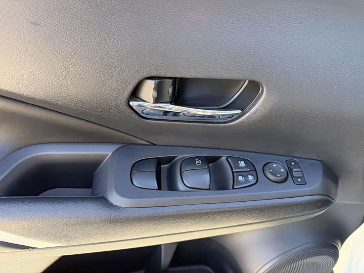 Фото 5 - Nissan Kicks