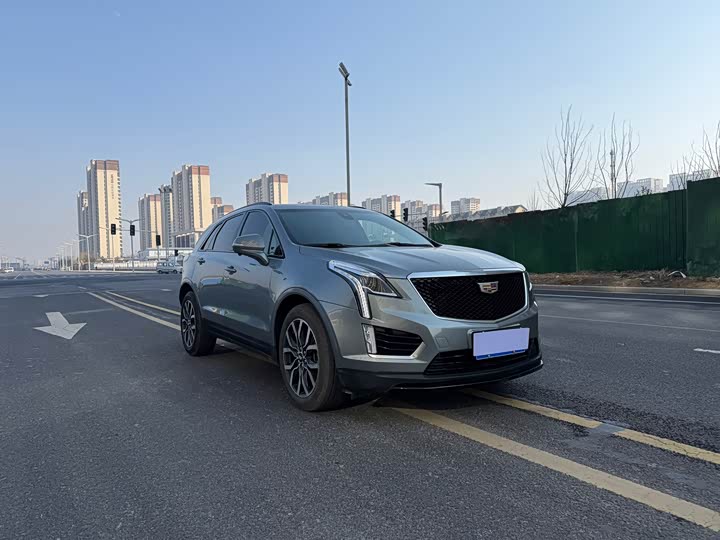 Фото 3 - Cadillac XT5
