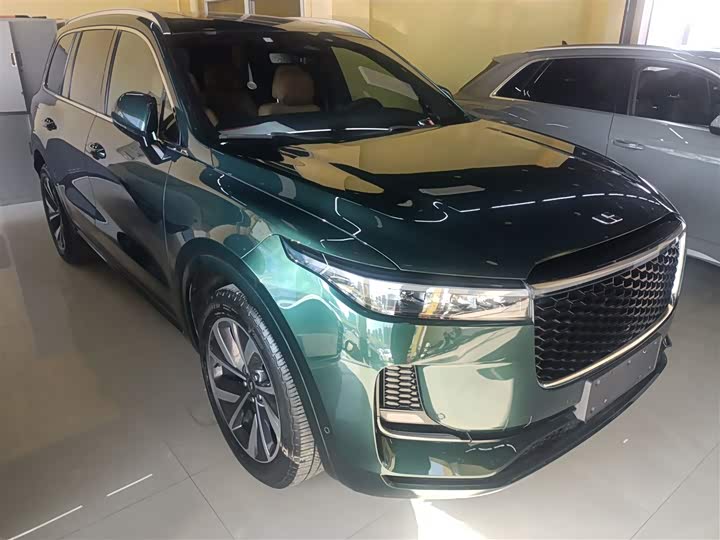 Фото 4 - LiXiang One