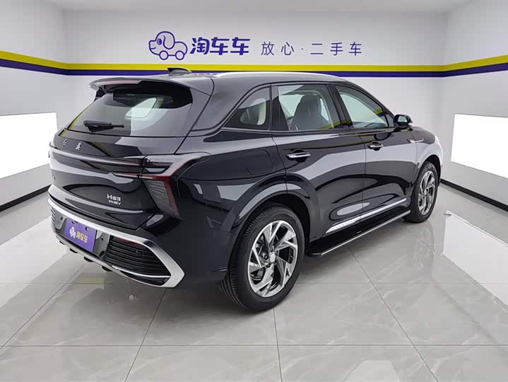 Фото 3 - Hongqi HS3 Hybrid