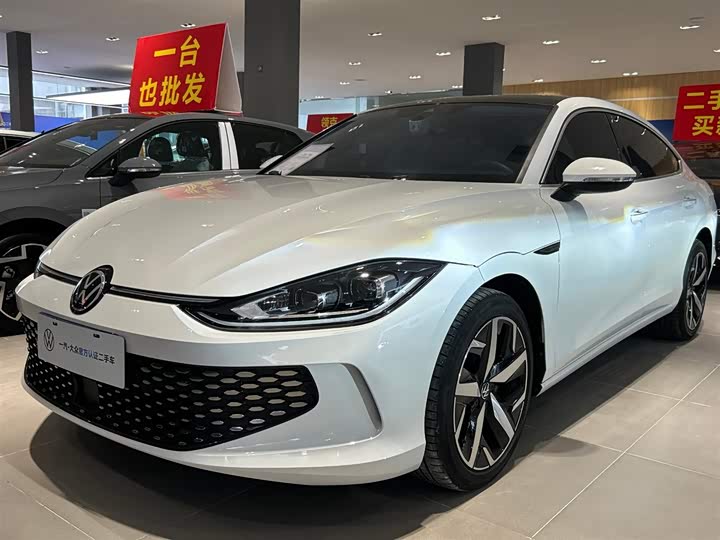 Фото 1 - Volkswagen Lamando L