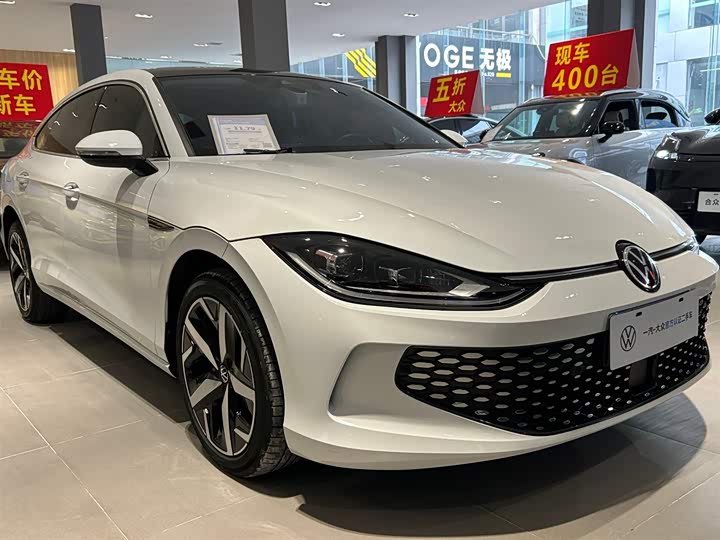 Фото 3 - Volkswagen Lamando L