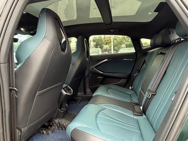 Фото 8 - MG Motor 7