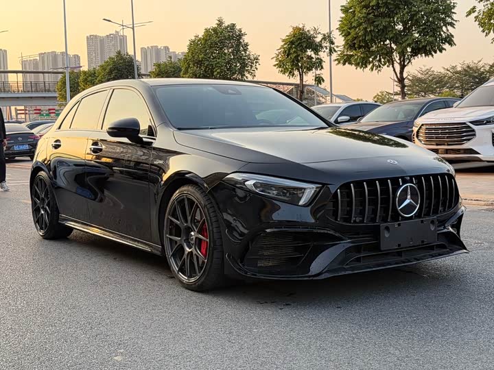 Фото 1 - Mercedes-Benz A-Class AMG