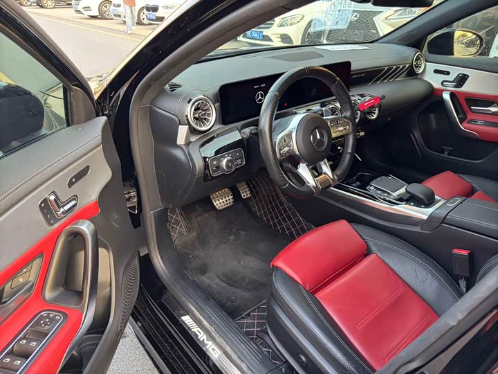 Фото 6 - Mercedes-Benz A-Class AMG