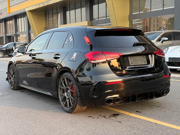 Фото 9 - Mercedes-Benz A-Class AMG