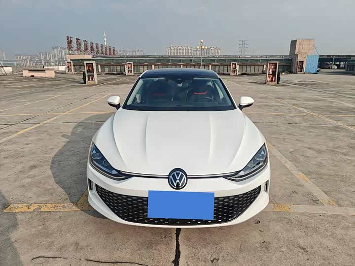 Фото 2 - Volkswagen Lamando L