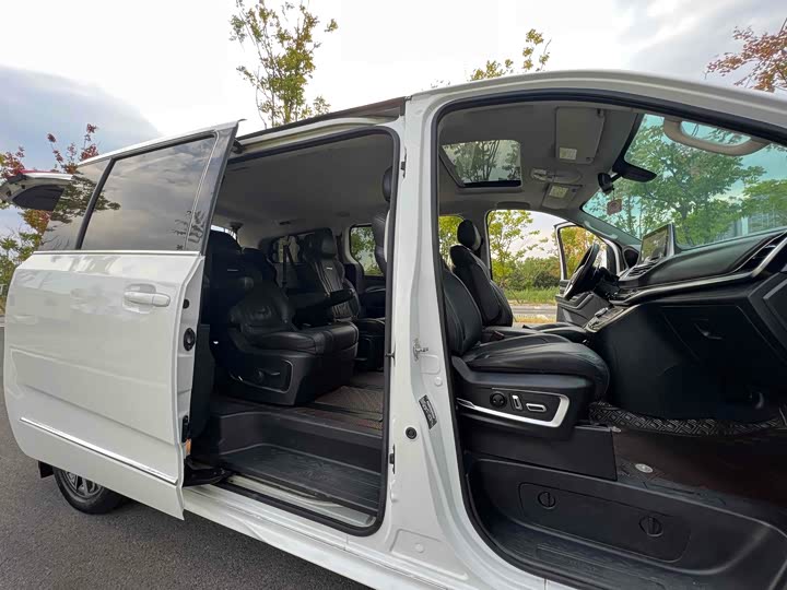 Фото 9 - Maxus G20