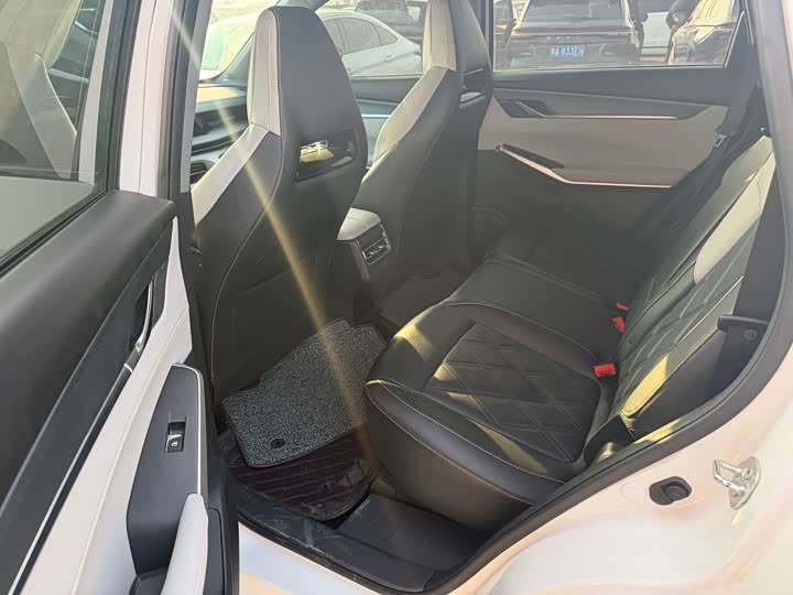 Фото 5 - Changan CS75 Plus