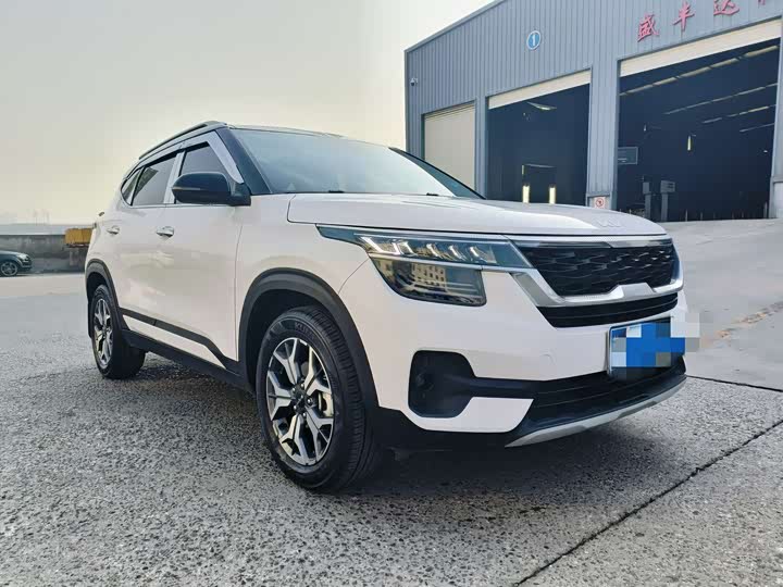 Фото 2 - Kia KX3