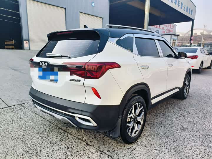 Фото 4 - Kia KX3