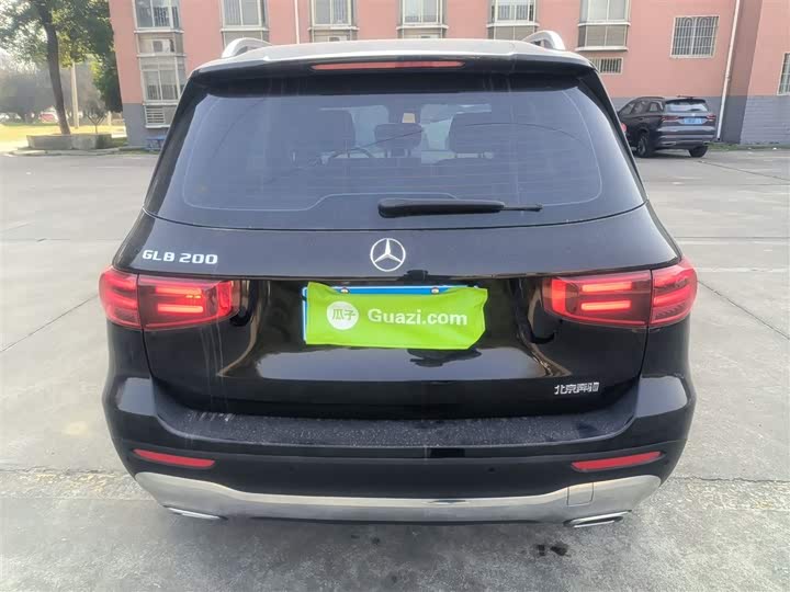 Фото 6 - Mercedes-Benz GLB-Class