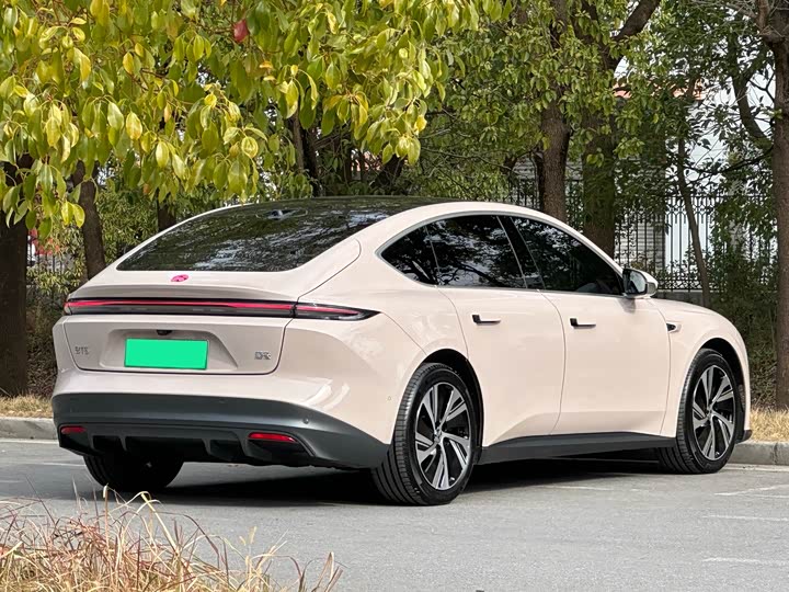 Фото 4 - Nio ET5