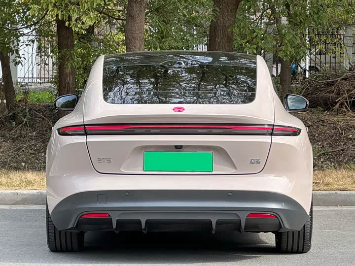 Фото 6 - Nio ET5