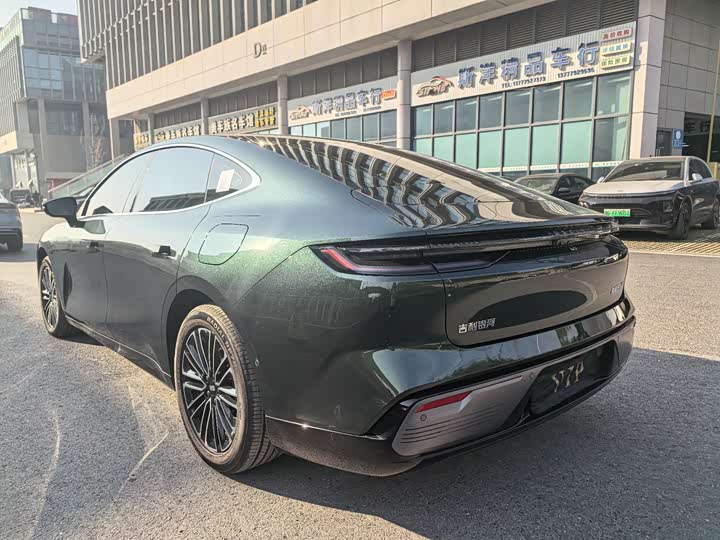 Фото 9 - Geely Galaxy Starshine 8 EM-i