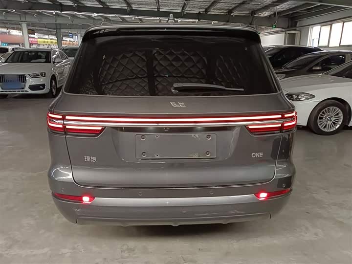 Фото 6 - LiXiang One