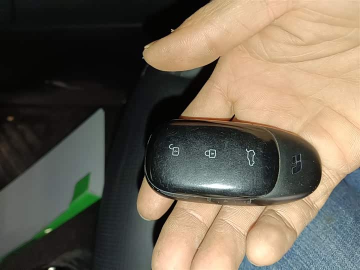 Фото 9 - LiXiang One